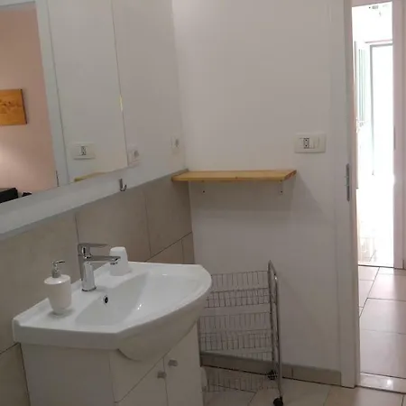 Private Andrea With Private Bathroom * Χβαρ